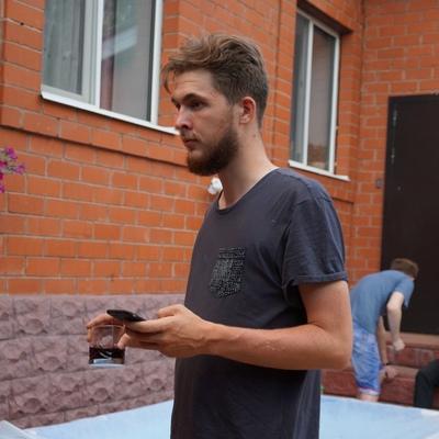 Антон Баженов
