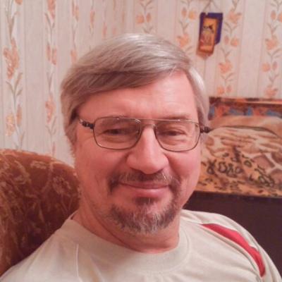 Юрий Колобов