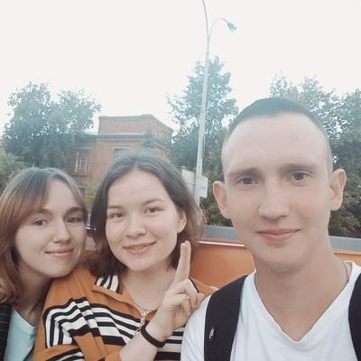 Дмитрий Желтов